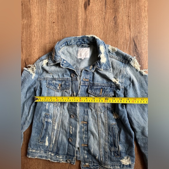ZARA Trafaluc Denim Wear Jacket Size M Jean Button Closure Distressed - Picture 4 of 5